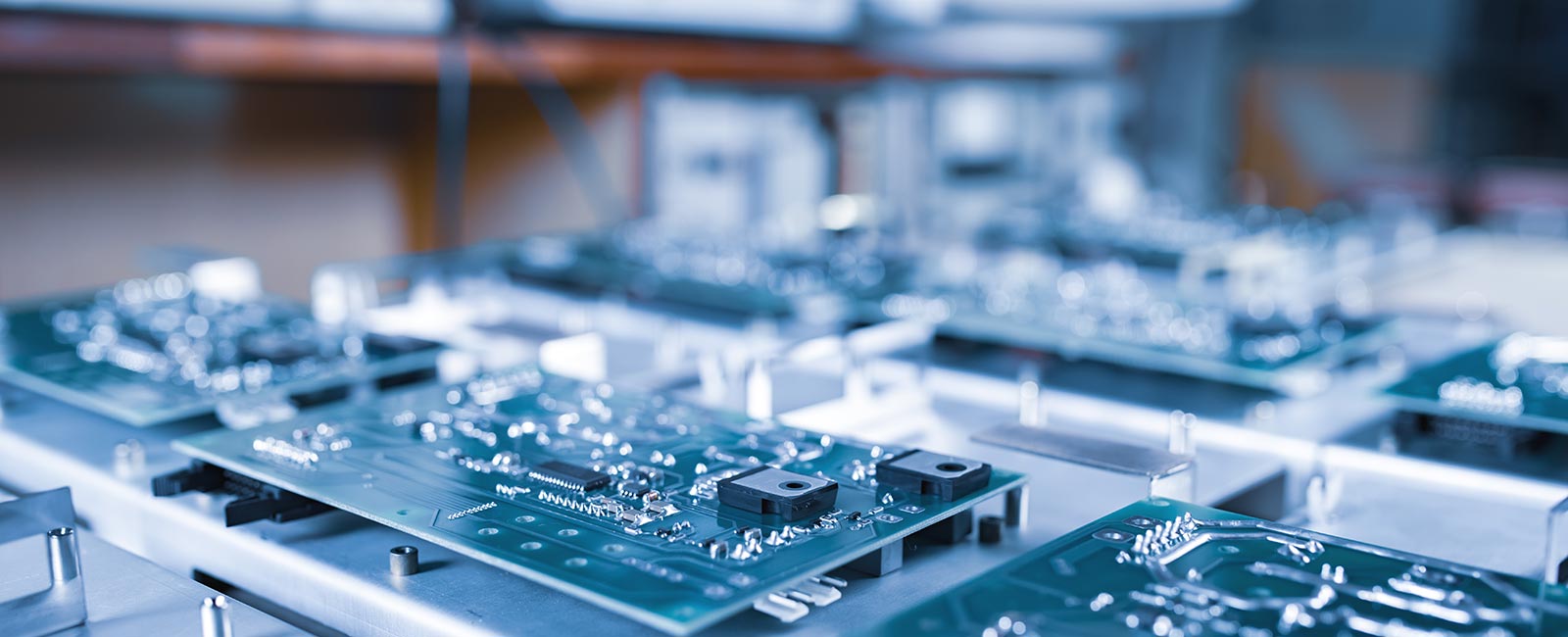 Industrie-PCs vs. Standard-PCs